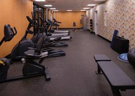 DoubleTree by Hilton Raleigh Crabtree Valley 4