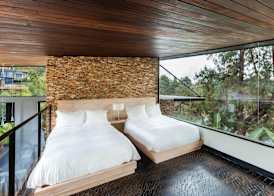 The Brown, Guatape, Autograph Collection 5