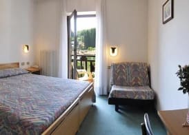 Hotel Italia 4