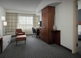Courtyard by Marriott Salisbury 4