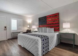 Super 8 by Wyndham Daleville-Fort Novosel 5