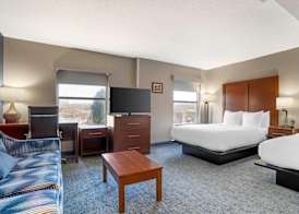 Comfort Suites near Birkdale Village- Huntersville 3