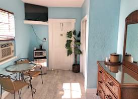 The Pelican Key Largo Cottages 5