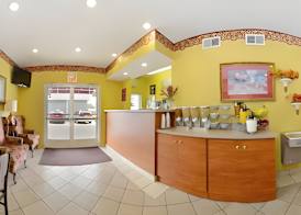 Econo Lodge Louisville Airport 2
