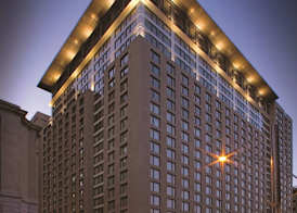 Embassy Suites by Hilton - Montreal 2