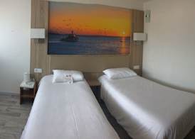 BRIT HOTEL Confort MORLAIX 4