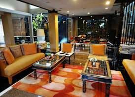 Silom Convent Garden 4