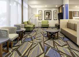 Holiday Inn Express Milwaukee West Allis by IHG 2