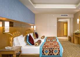 Royal Holiday Palace 2