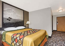Super 8 by Wyndham Bremerton 5