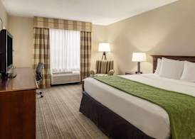 Country Inn & Suites by Radisson, Lima 5