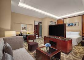 Crowne Plaza Tianjin Binhai Center by IHG 4