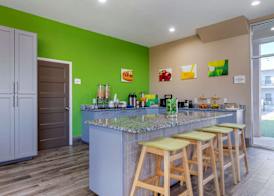 Quality Inn & Suites Elgin 4