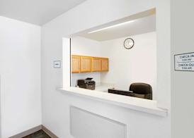 WoodSpring Suites Denton 2