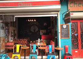 Cheers Midtown Hostel 3