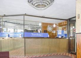 Travelodge by Wyndham Manhasset 2