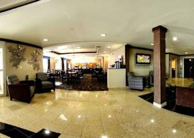 Holiday Inn Express & Suites BASTROP by IHG 2