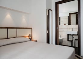 Dan Hotel 4