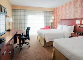 Courtyard by Marriott Chicago Naperville 4