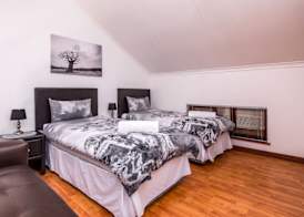 JoziStay @ Savannah Apartments 2