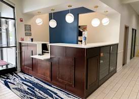 Comfort Inn & Suites Mundelein-Vernon Hills 5