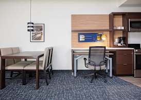 TownePlace Suites by Marriott Orlando Airport 5