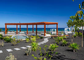 Hotel Lava Beach 2