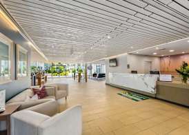 Quality Suites Pioneer Sands 2