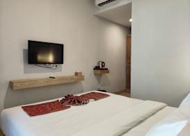 Manuver Surf And Stay Uluwatu Bali 5