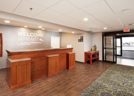 Hampton Inn & Suites Barrie 2