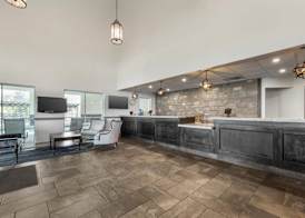 Best Western PLUS Revere Inn & Suites 2