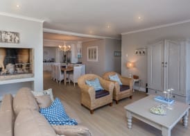 Ons C-Huis - Gansbaai Seafront Accommodation, back-up power 2