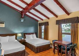 Econo Lodge Hotel Brossard 3