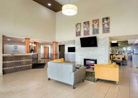 Best Western Waukesha Grand 3