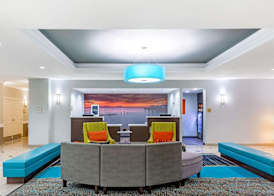 La Quinta by Wyndham Orange 3
