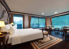 Era Cruise Halong Bay by Venus Group 4