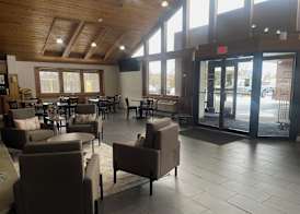 Comfort Inn & Suites Syracuse-Carrier Circle 5