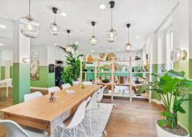 Becozy Self Check-in & Pop-up Hotel 3
