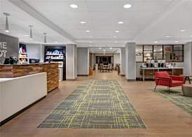 Hampton Inn Westfield 3