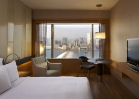 Renaissance Hong Kong Harbour View Hotel 4