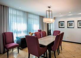 Courtyard by Marriott Tulsa Downtown 4