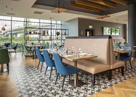 Novotel Edinburgh Park 5