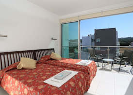 Calypso - Coralli Beachfront Apartment 4