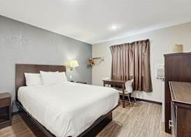 Red Lion Inn & Suites Olathe Kansas City 4