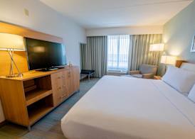 Holiday Inn MANAHAWKIN/LONG BEACH ISLAND by IHG 4