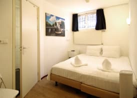 Weber Hotel 117 3