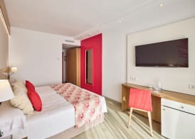 Universal Hotel Perla 4