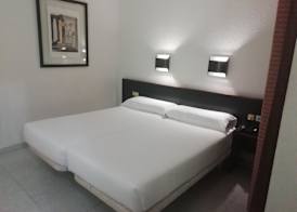 Hotel Monegal 5