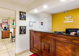 Econo Lodge Glade Springs I-81 5