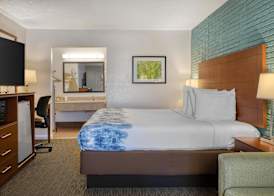 Best Western Hendersonville Inn 4
